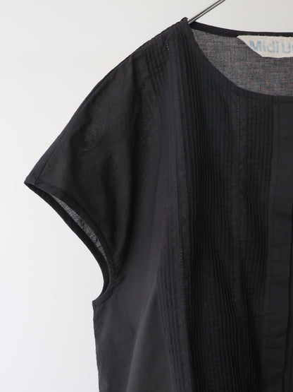 pin tuck N/S shirt