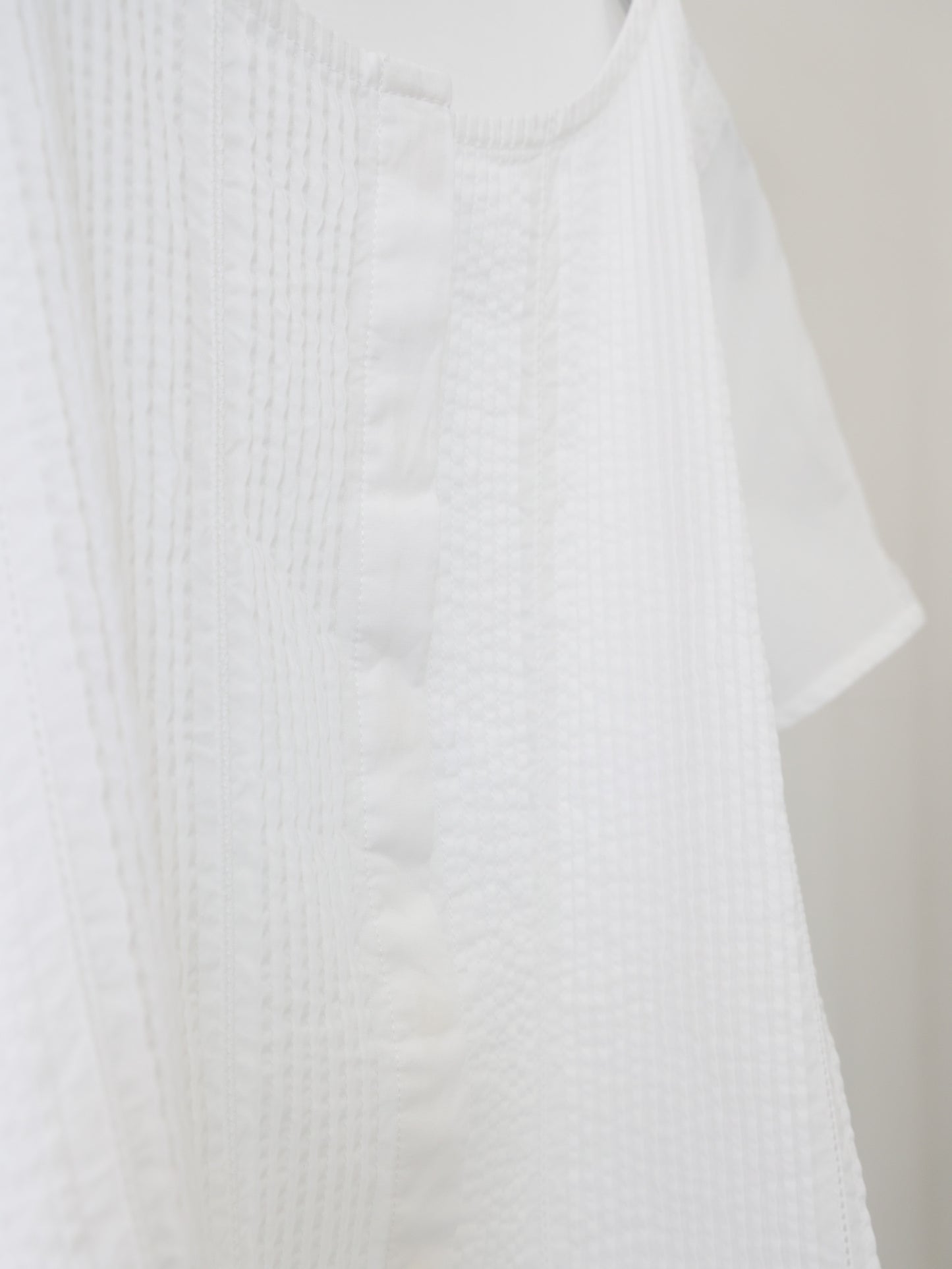 pin tuck N/S shirt