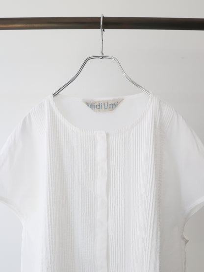 pin tuck N/S shirt