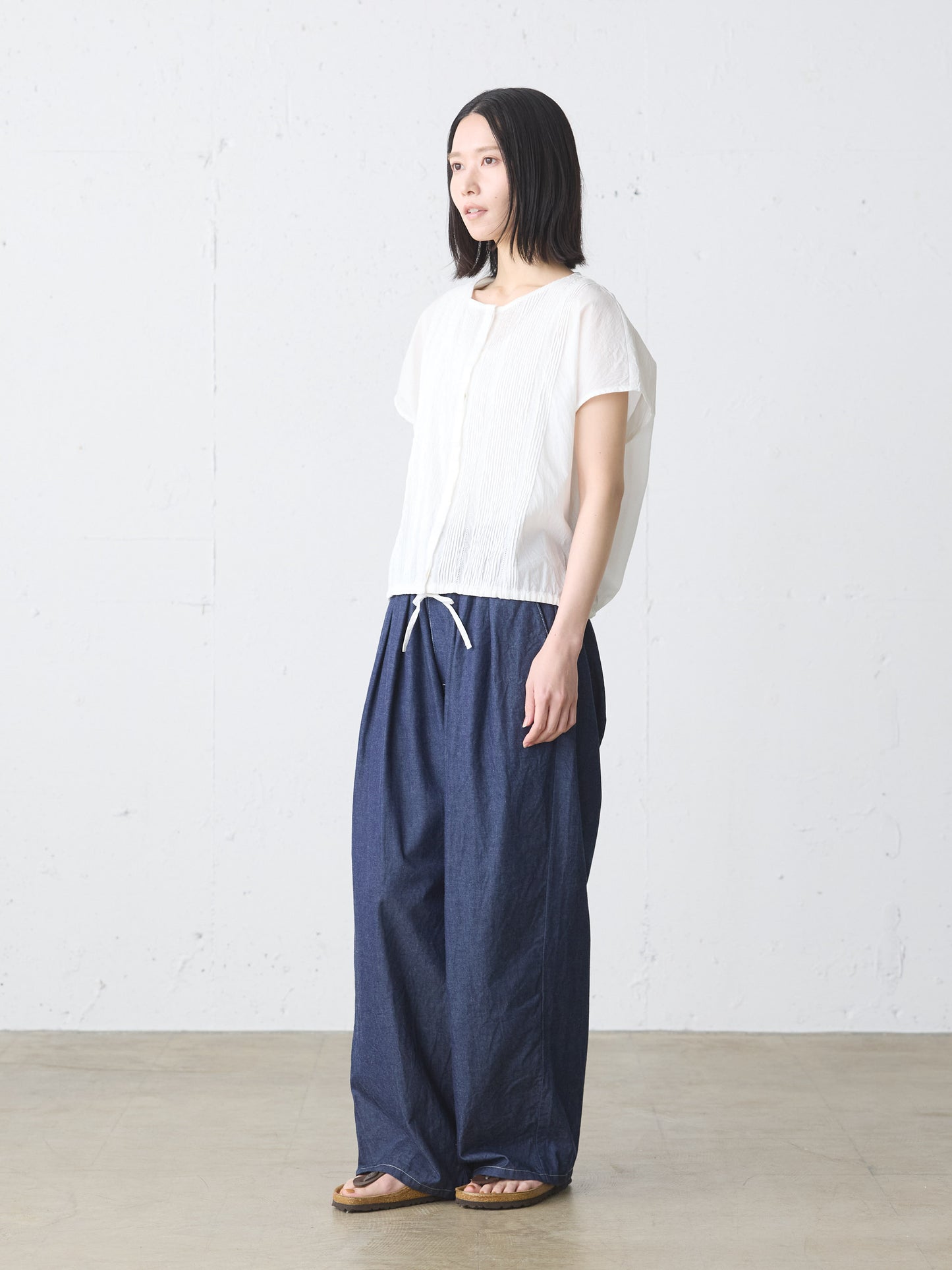 pin tuck N/S shirt