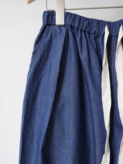 light wide tuck denim