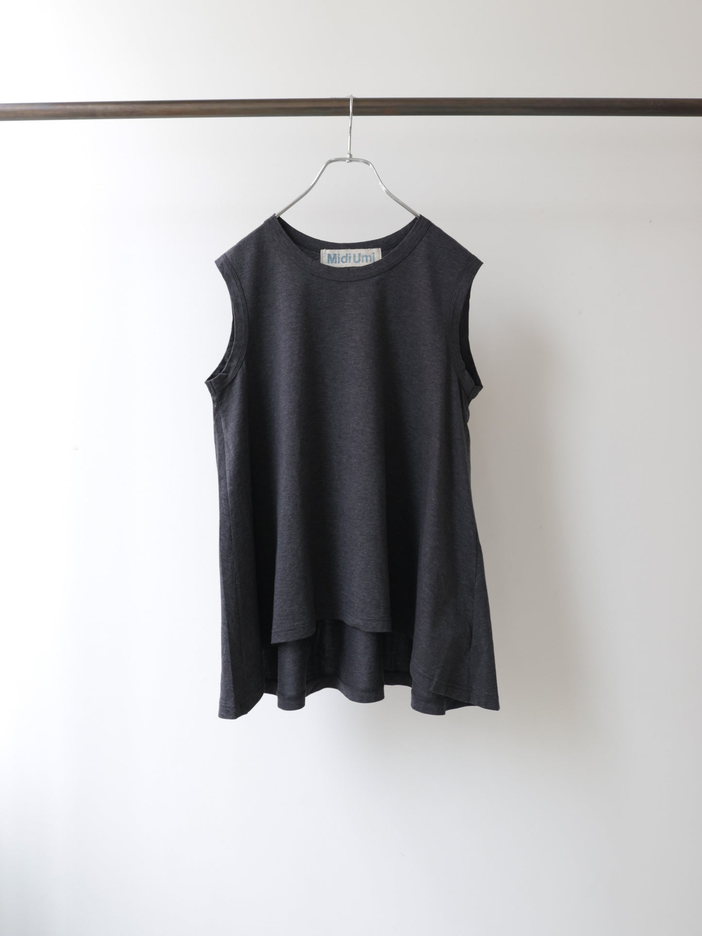 crew neck flare tank top