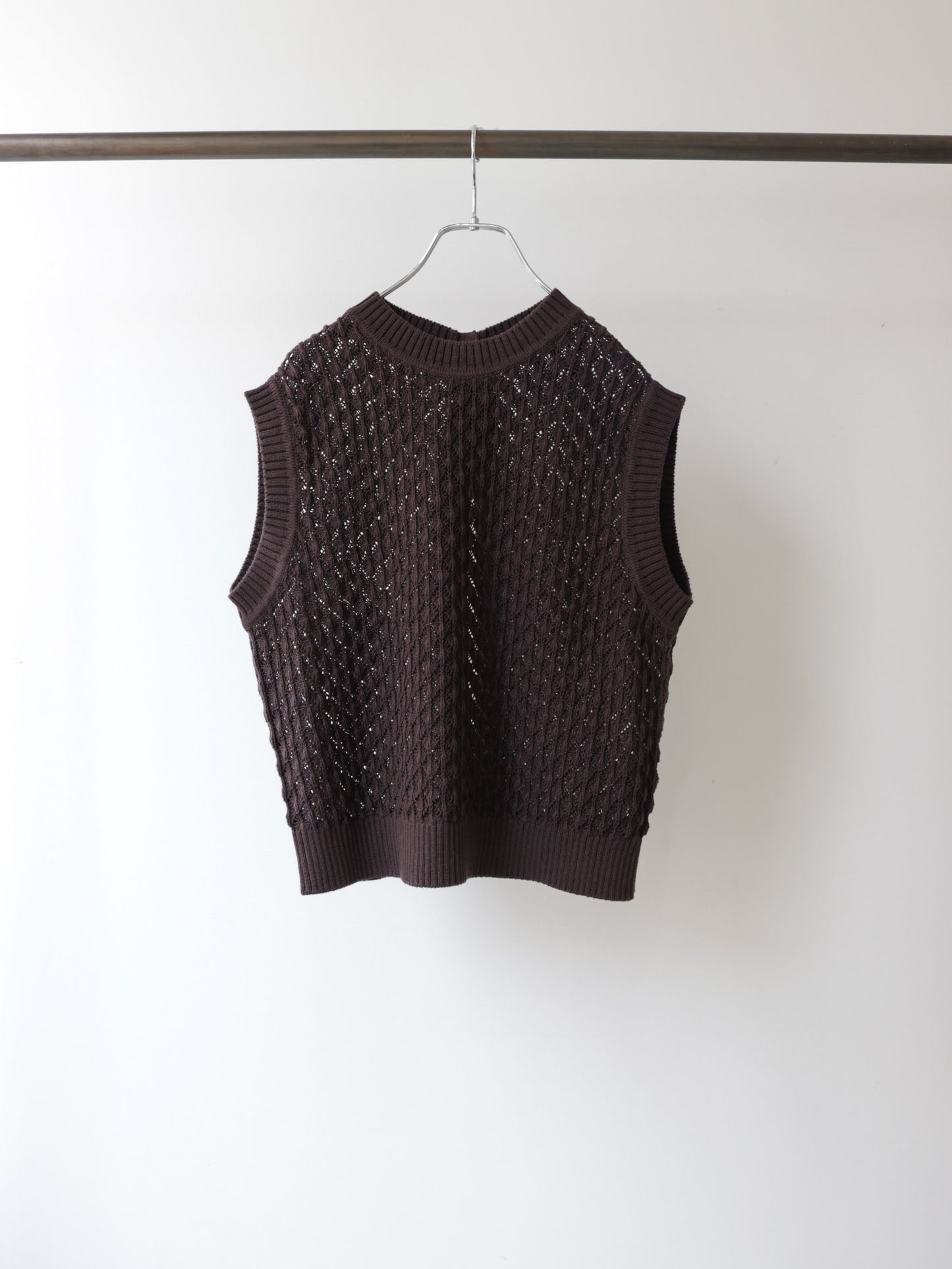 mesh knit vest