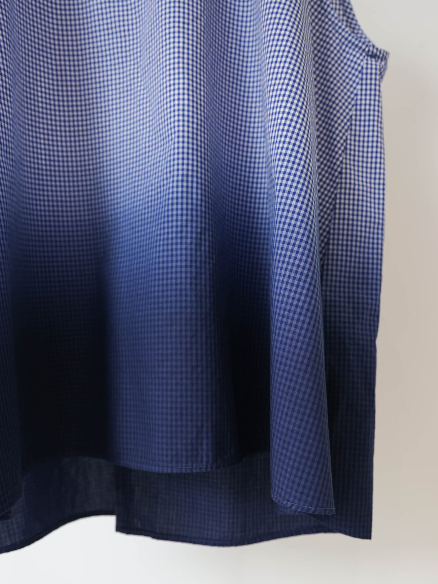 gradation dye nosleeve shirt