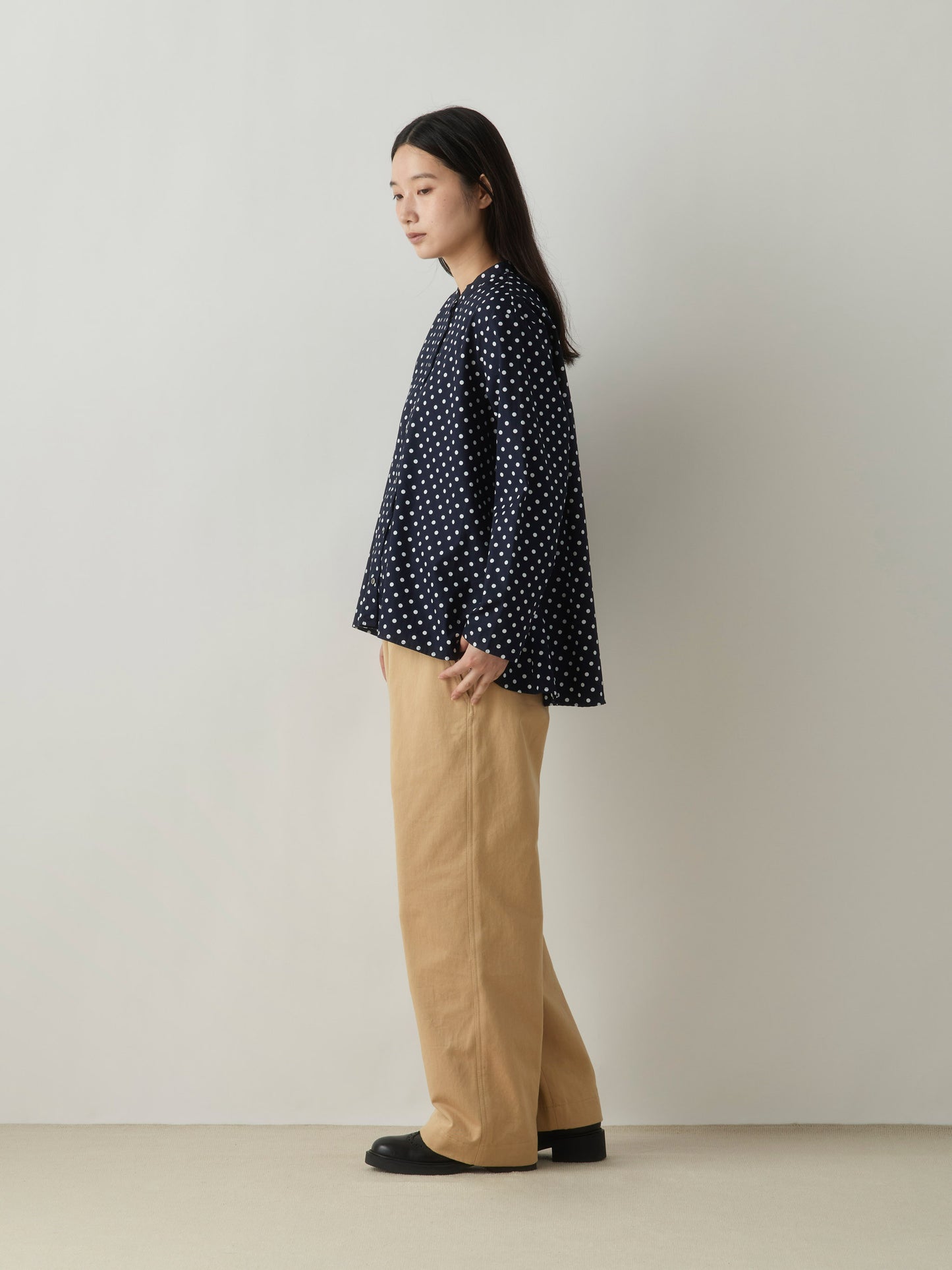 3-73972863　dots shirt