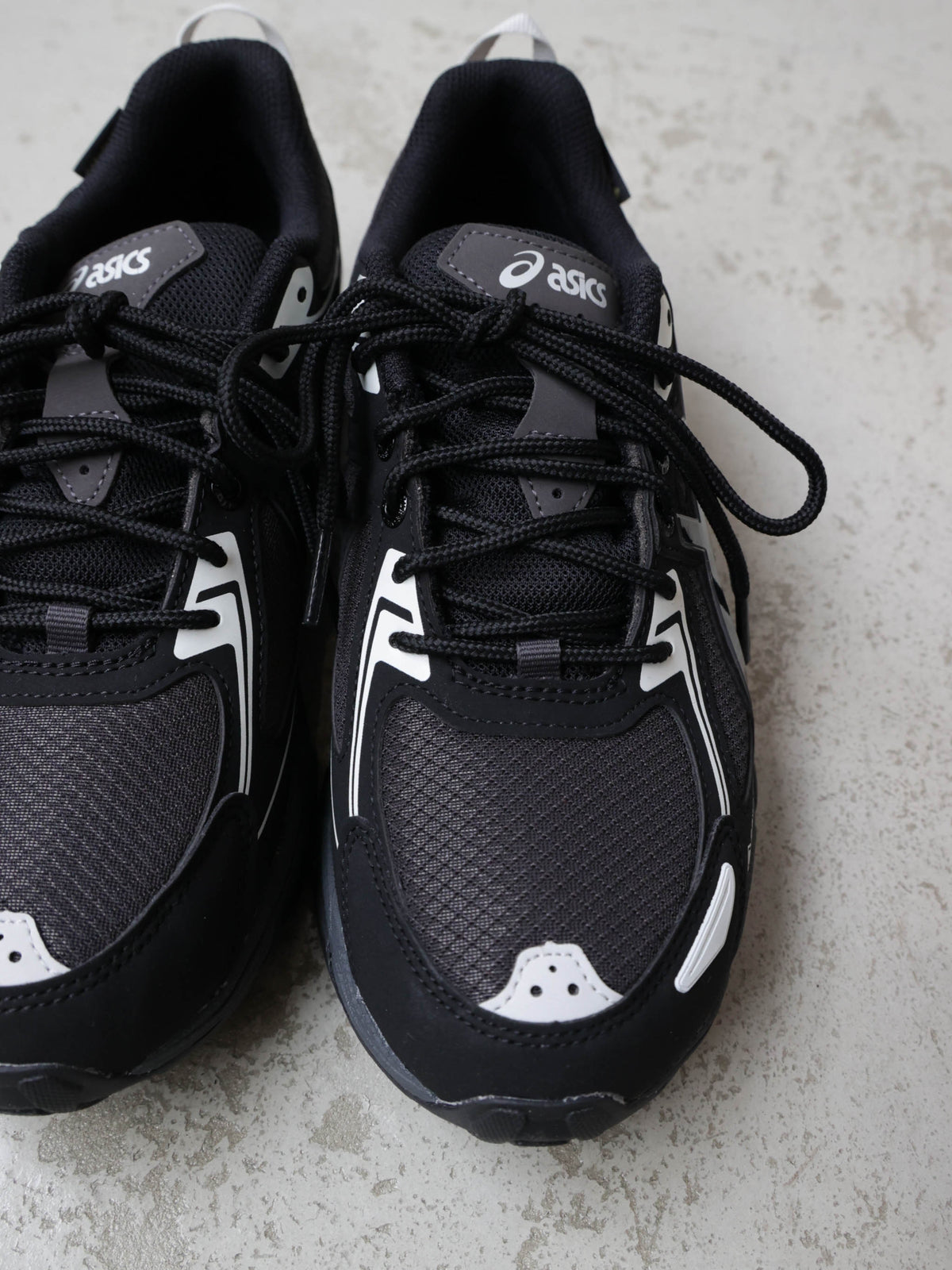 63A0279302	1203A560 GEL-VENTURE 6 GTX/asics
