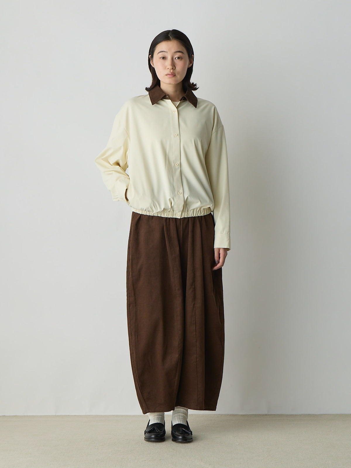 4-769745　corduroy cocoon pants
