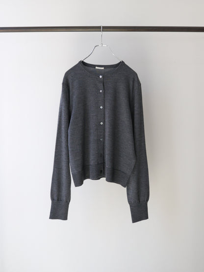 3-720278 crew neck knit cardigan