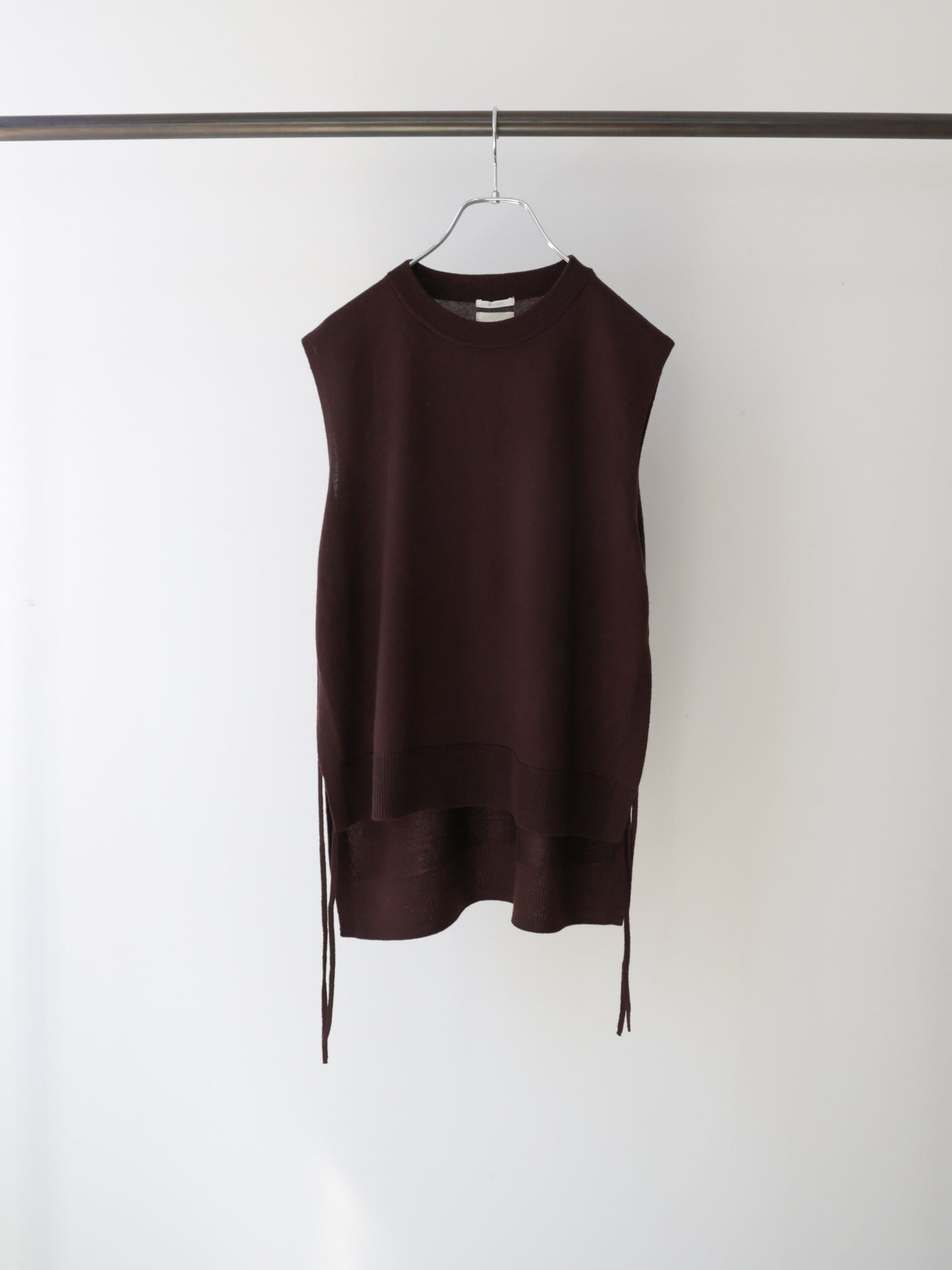 3-720298 side ribbon vest