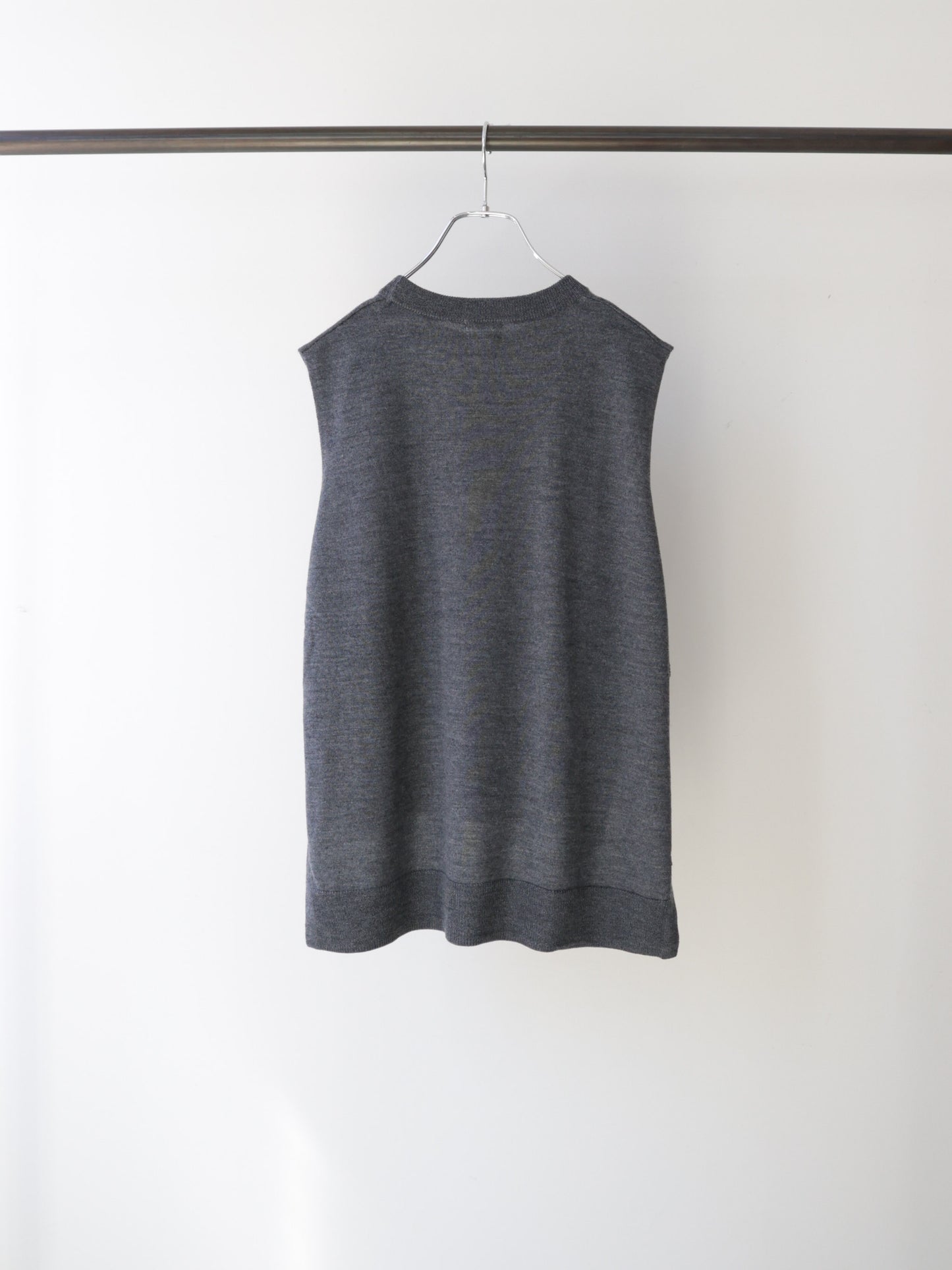 3-720298 side ribbon vest