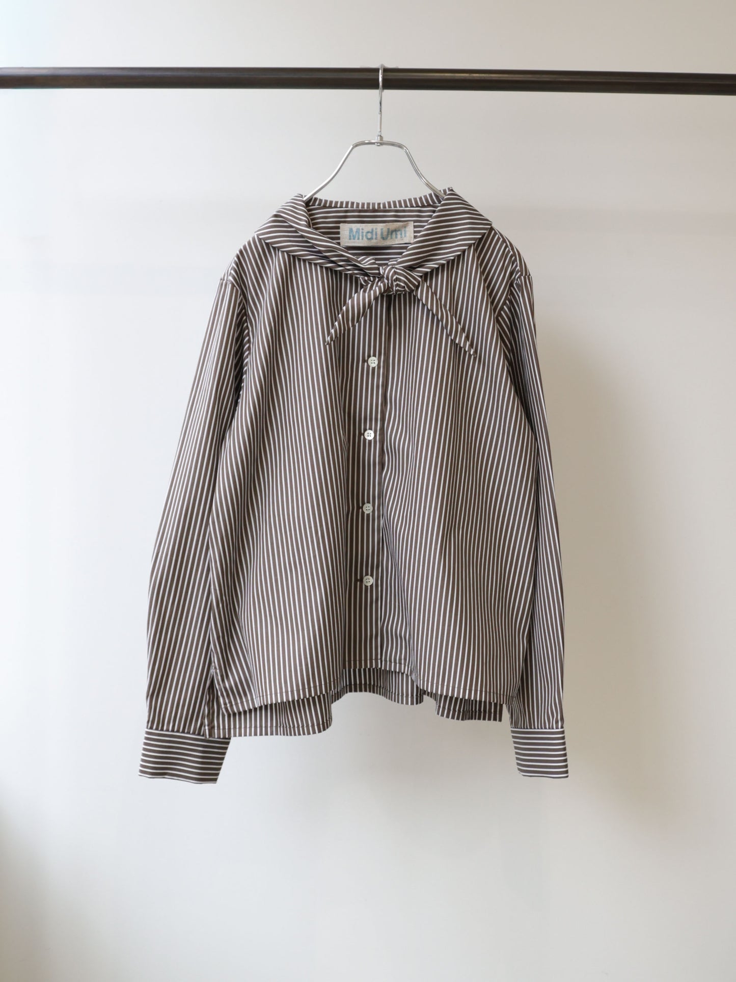 3-730237 scarf like short shirt