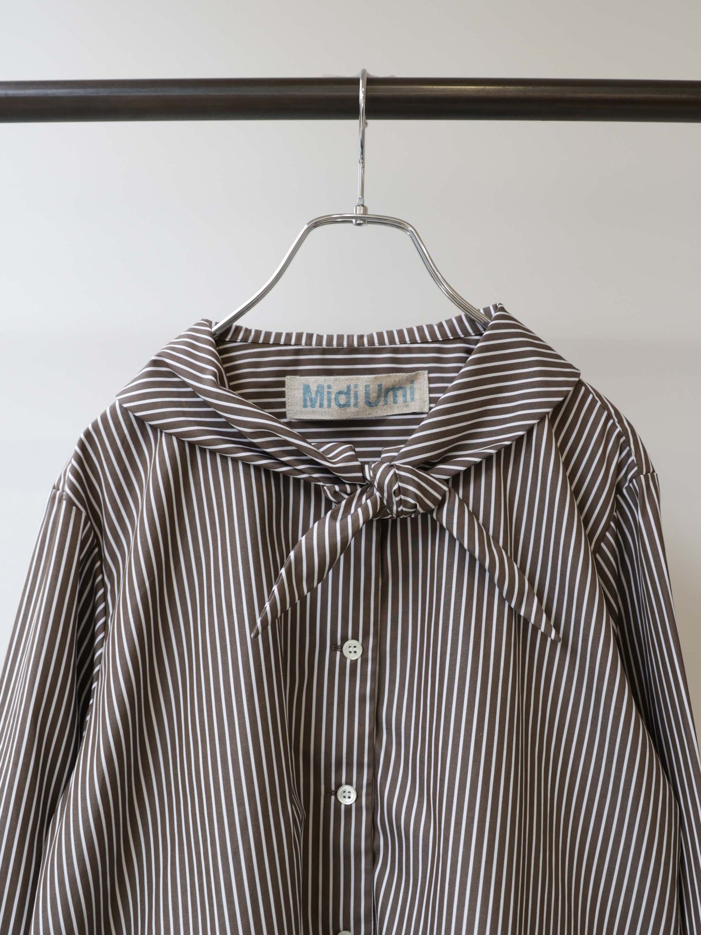3-730237 scarf like short shirt