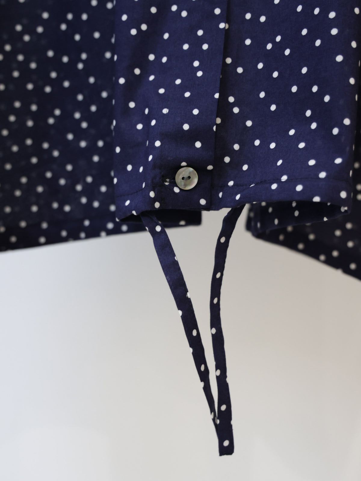 3-730347 baloon dot shirt