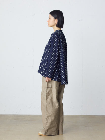 dots shirt