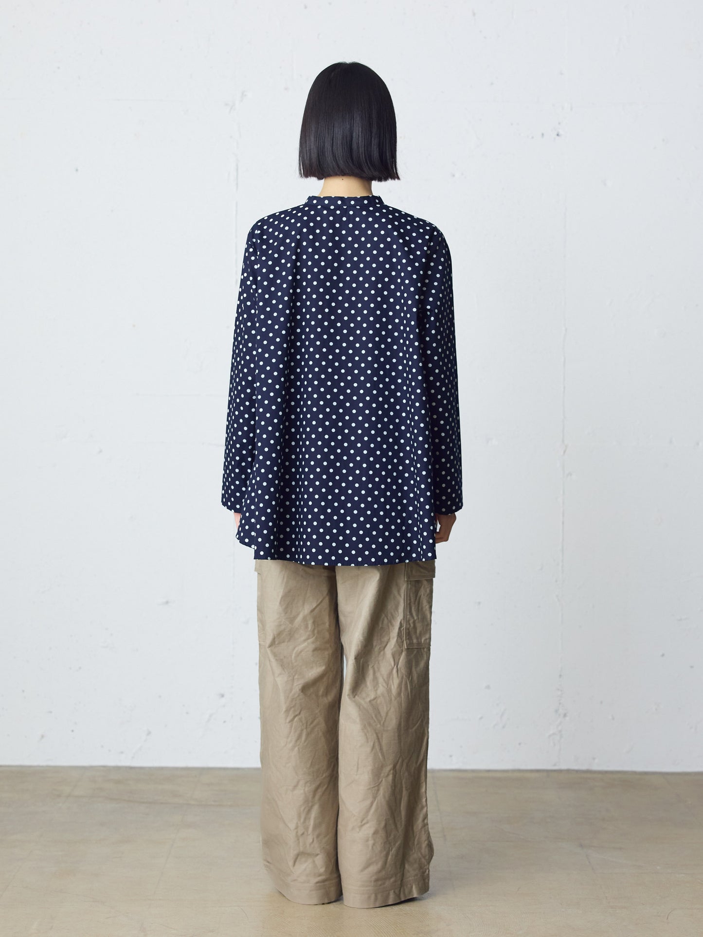 dots shirt