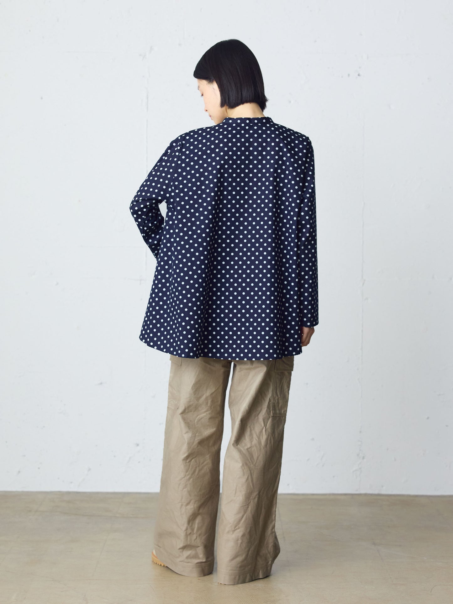 dots shirt