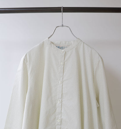 dots shirt