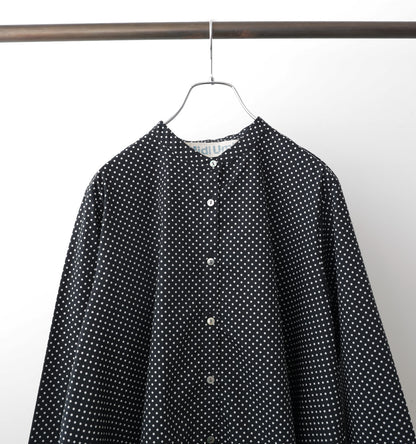 dots shirt