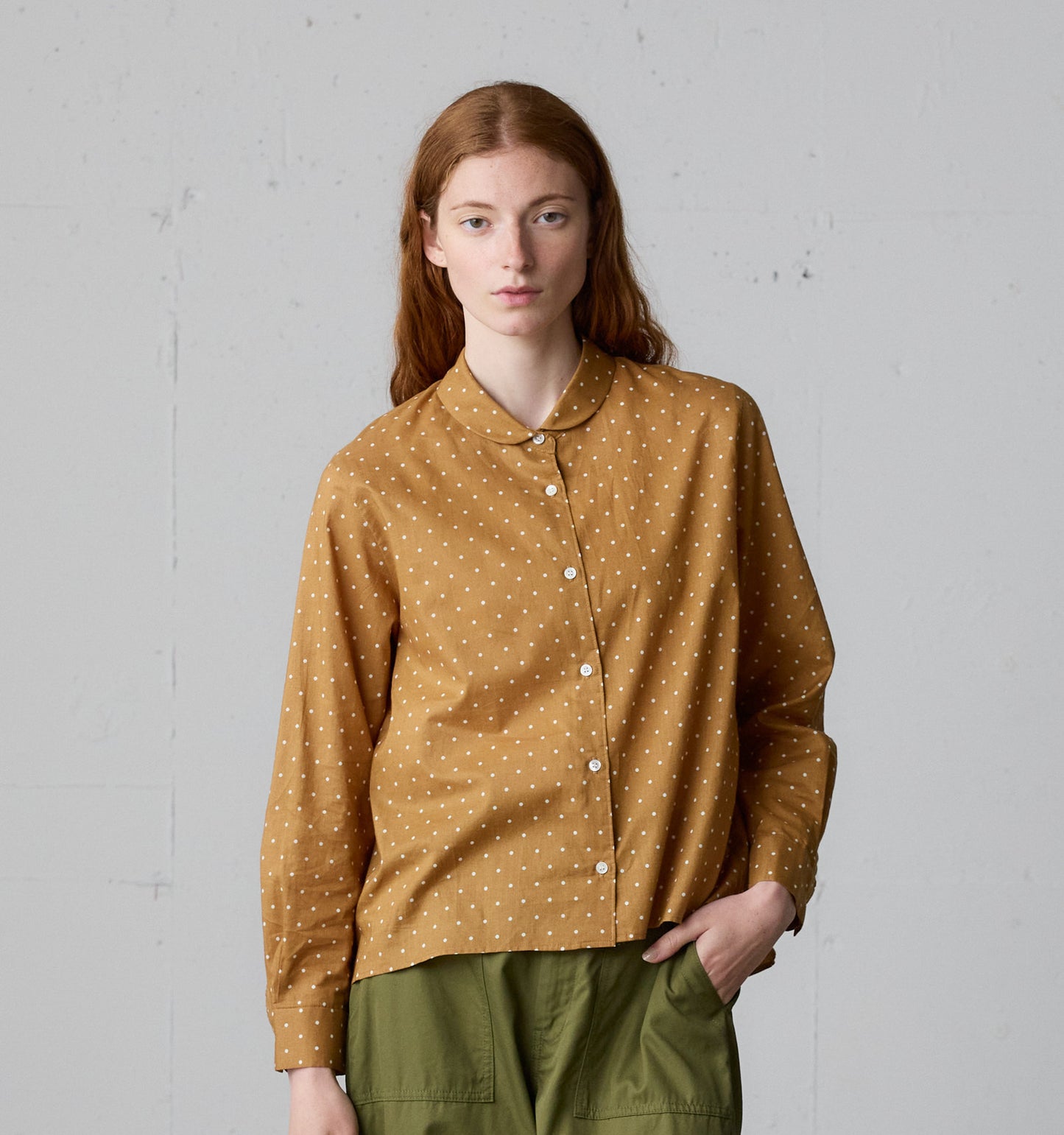 dots dutch collar shirt