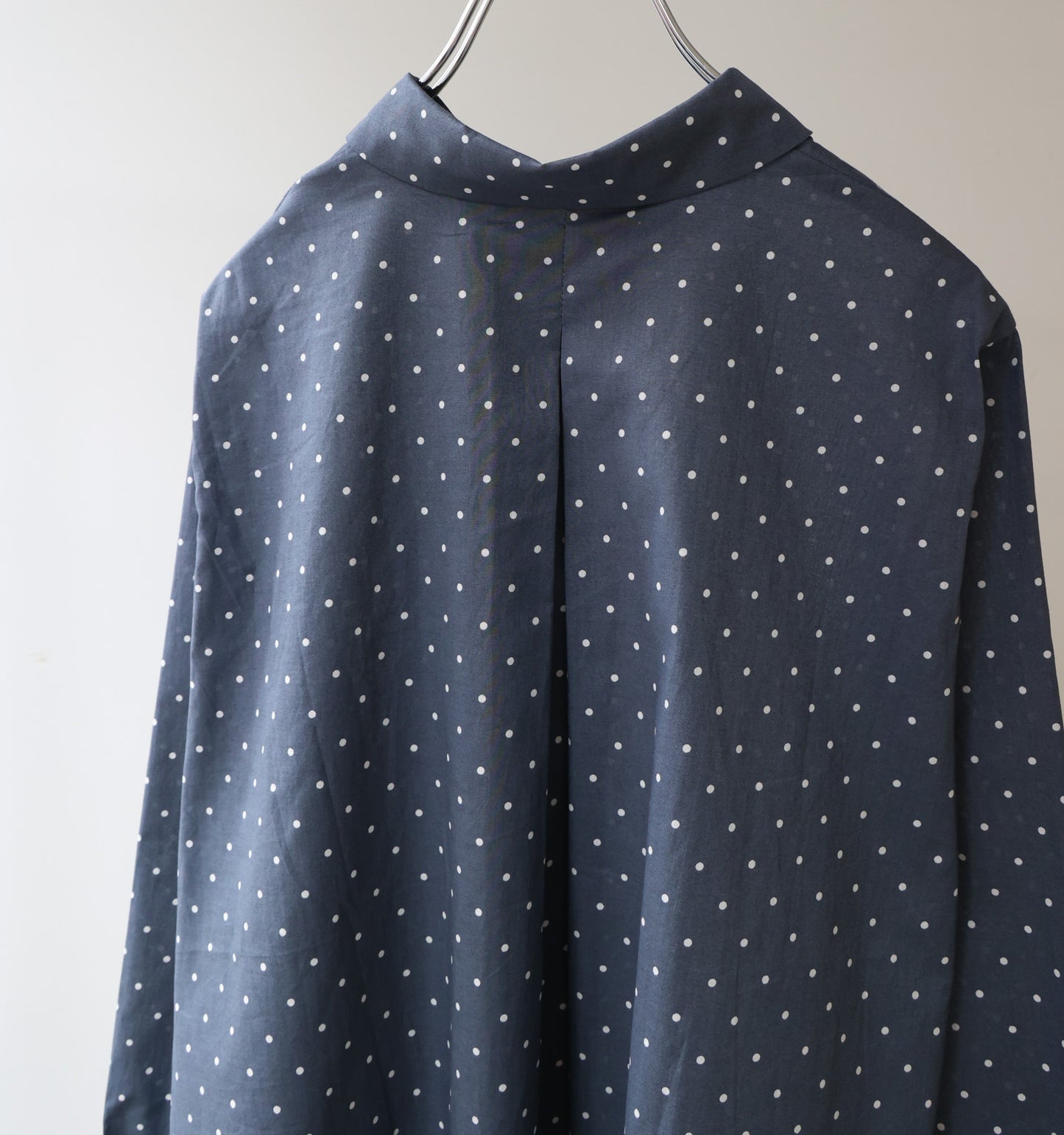 dots dutch collar shirt