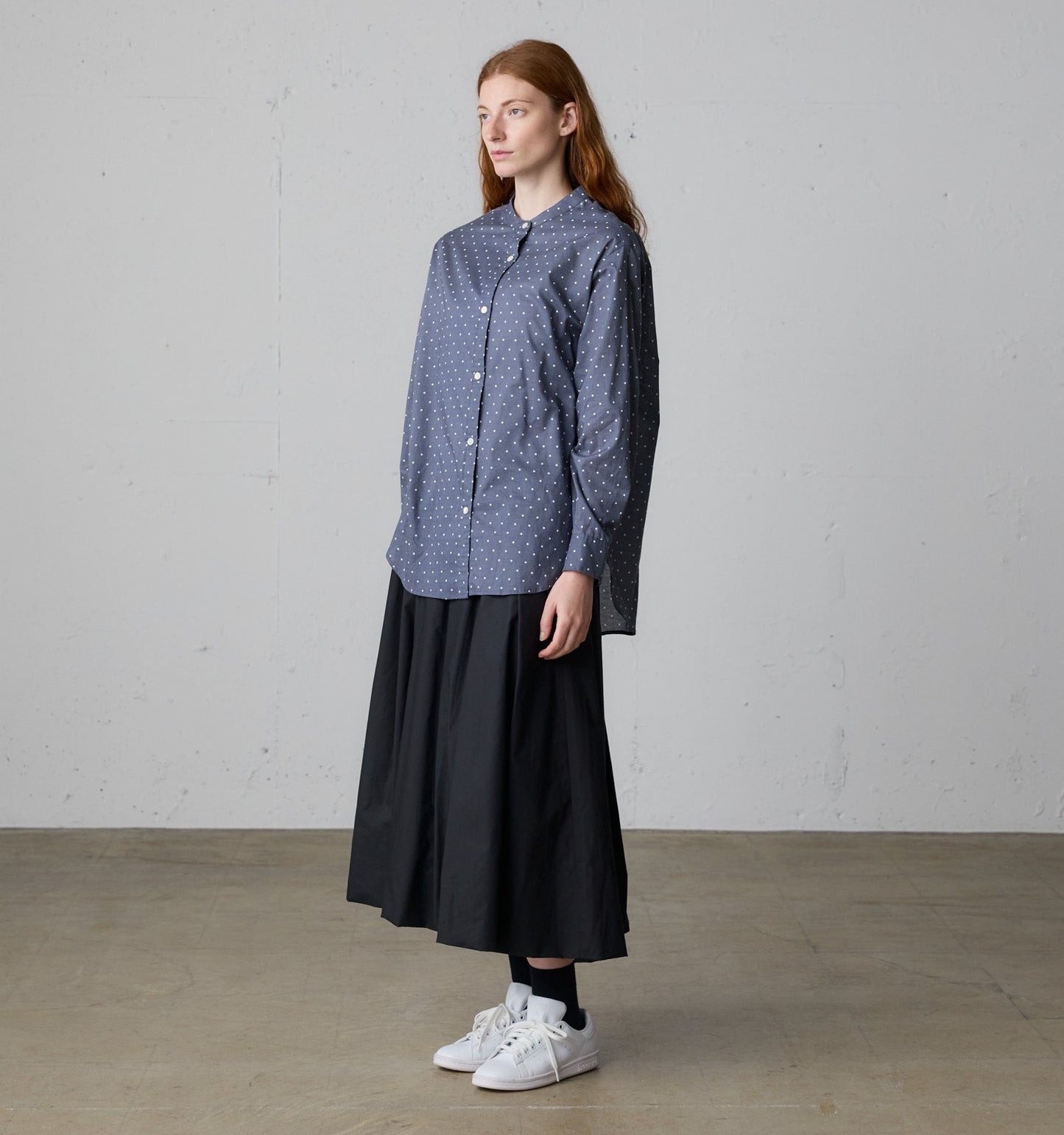 dots band collar shirt