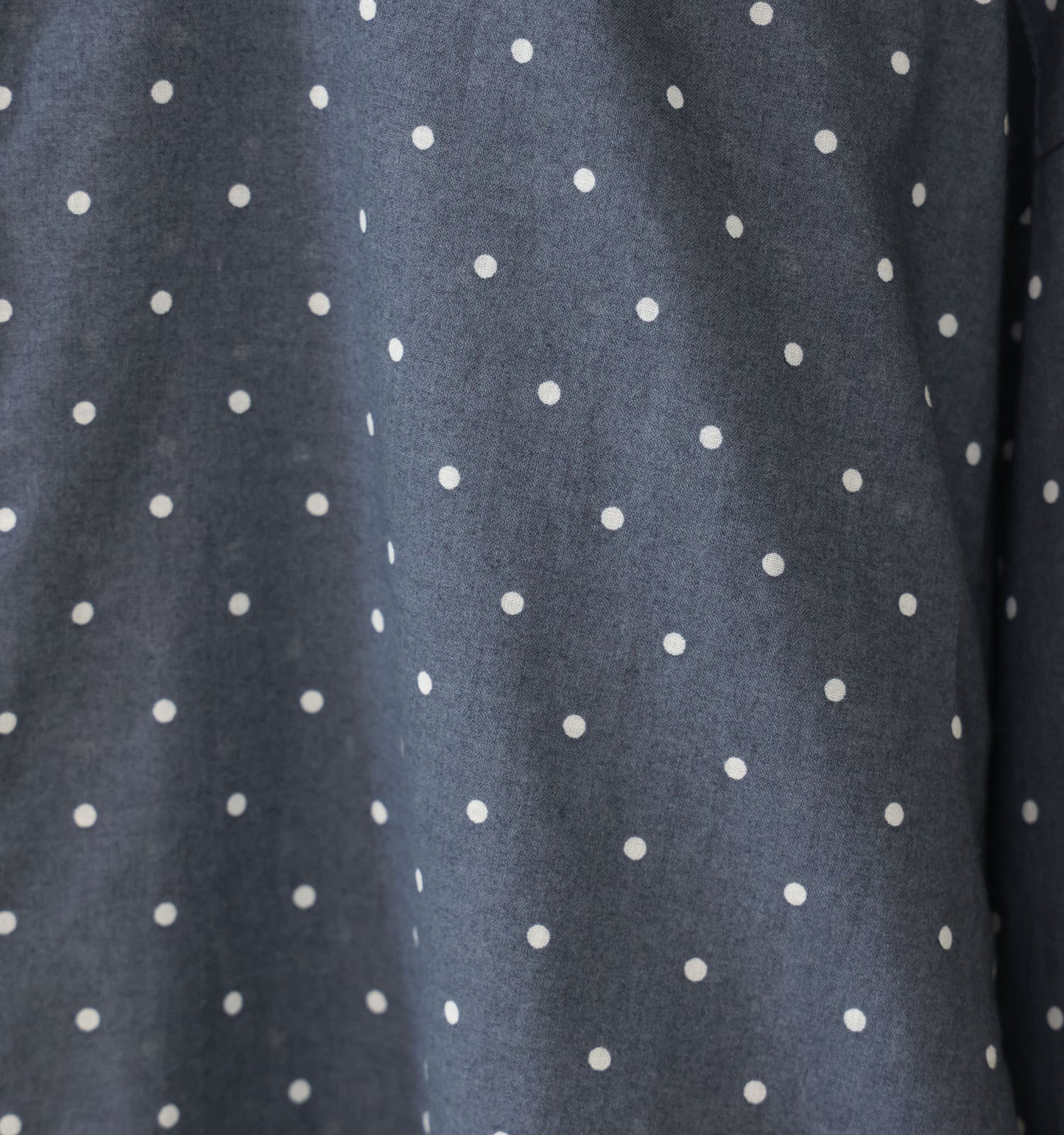 dots band collar shirt