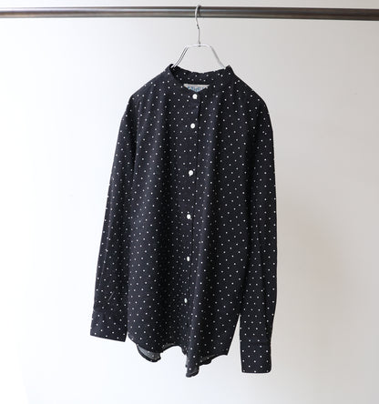 dots band collar shirt