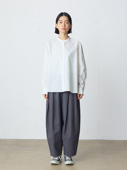 A line band collar shirt