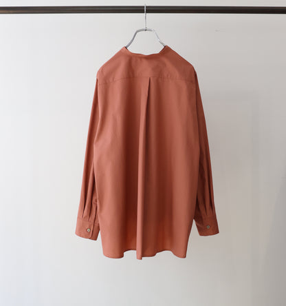 A line band collar shirt