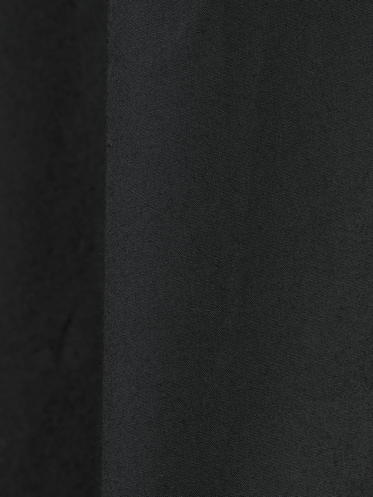 A line band collar shirt