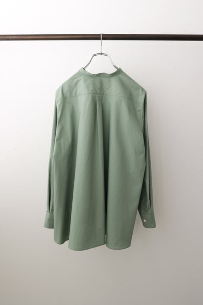 A line band collar shirt
