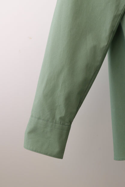 A line band collar shirt