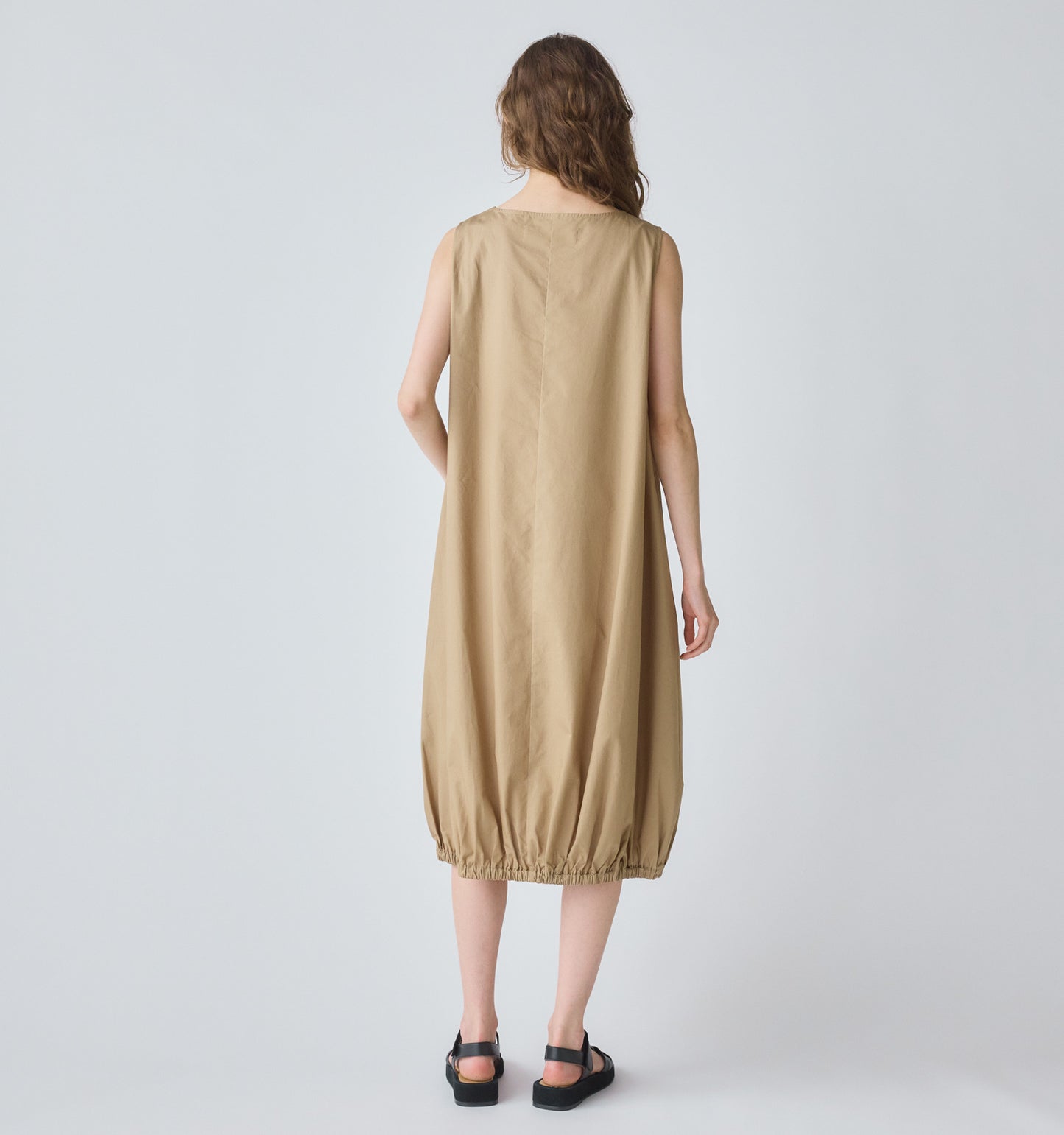 no sleeve onepiece