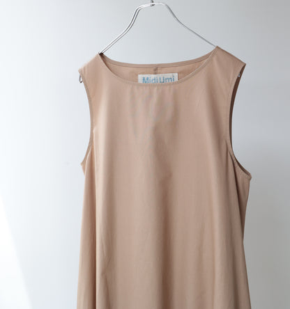 no sleeve onepiece