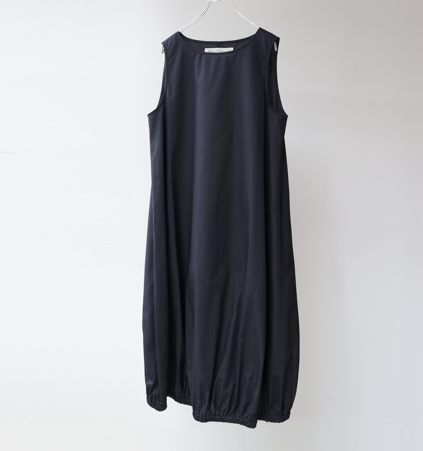 no sleeve onepiece