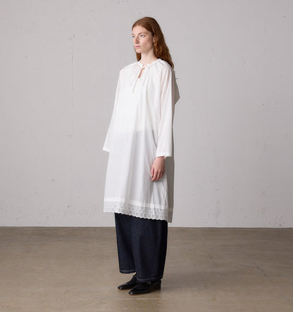 hem lace smock onepiece