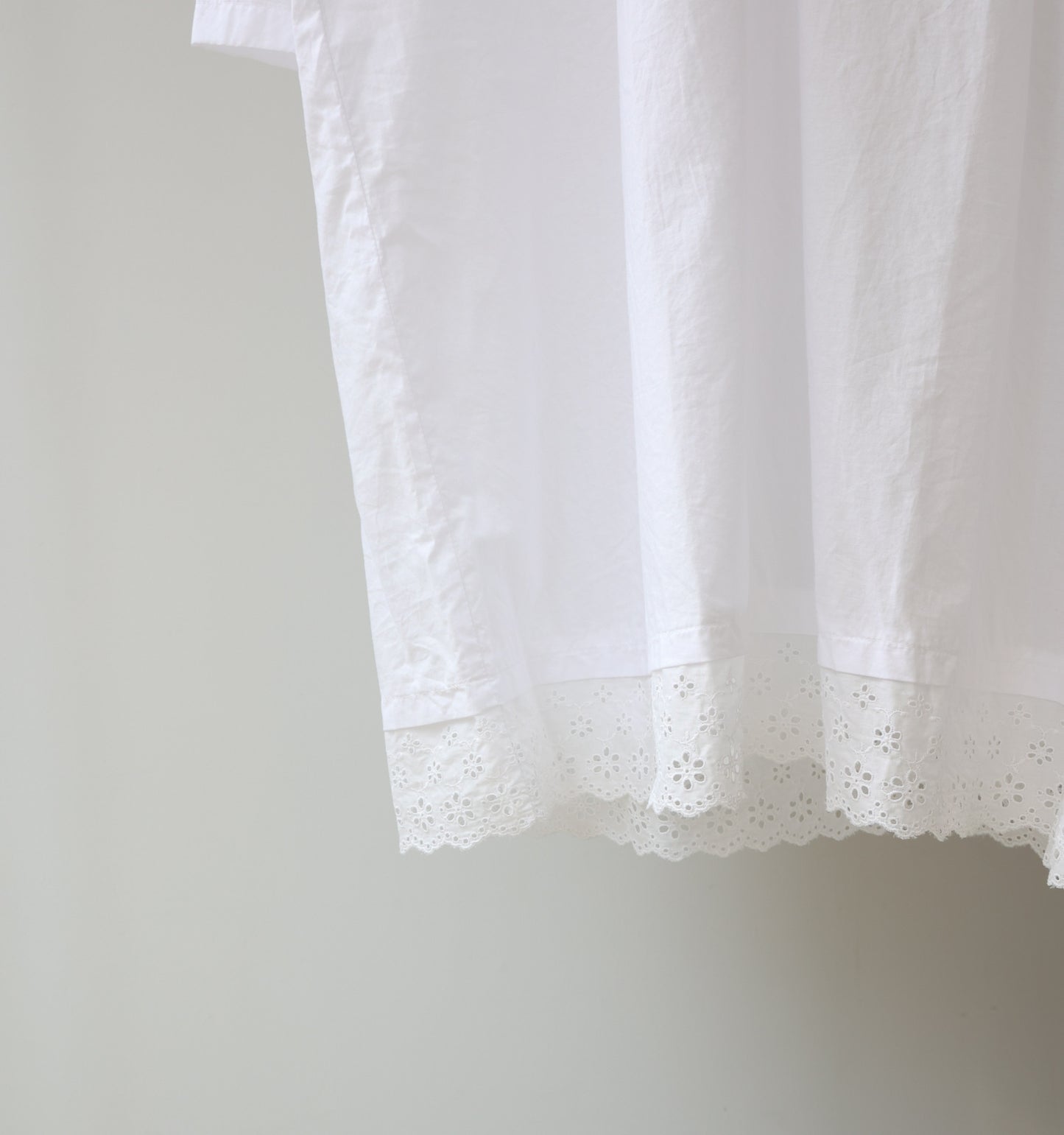 hem lace smock onepiece
