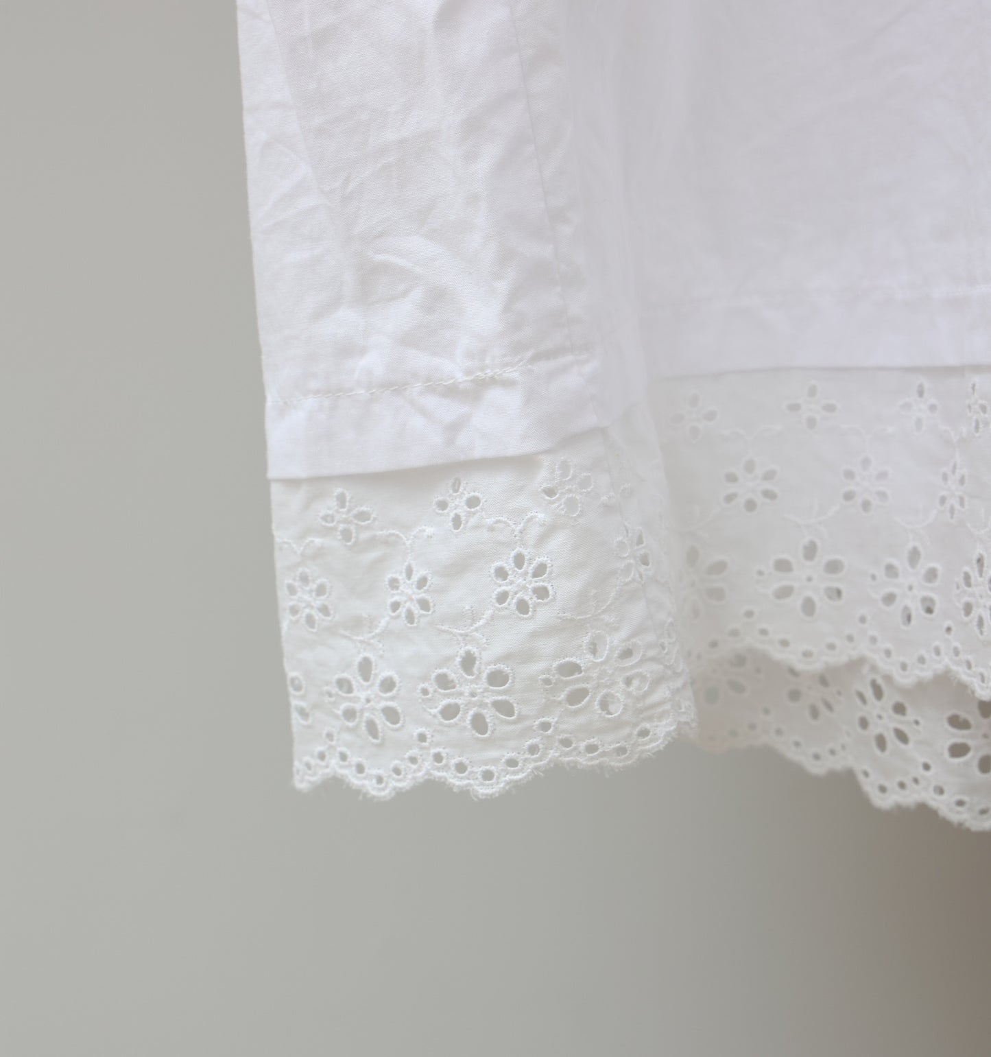 hem lace smock onepiece