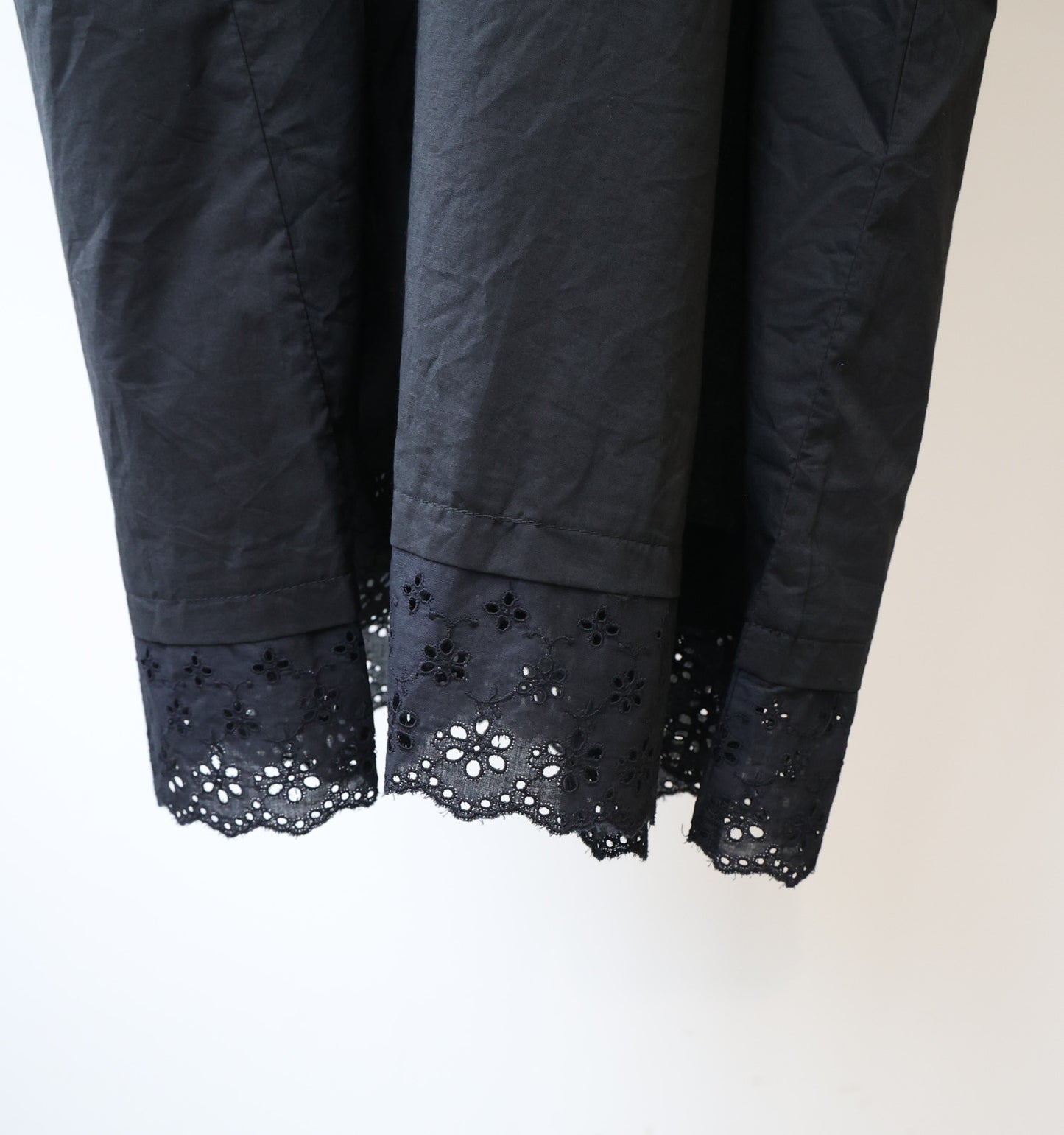 hem lace smock onepiece
