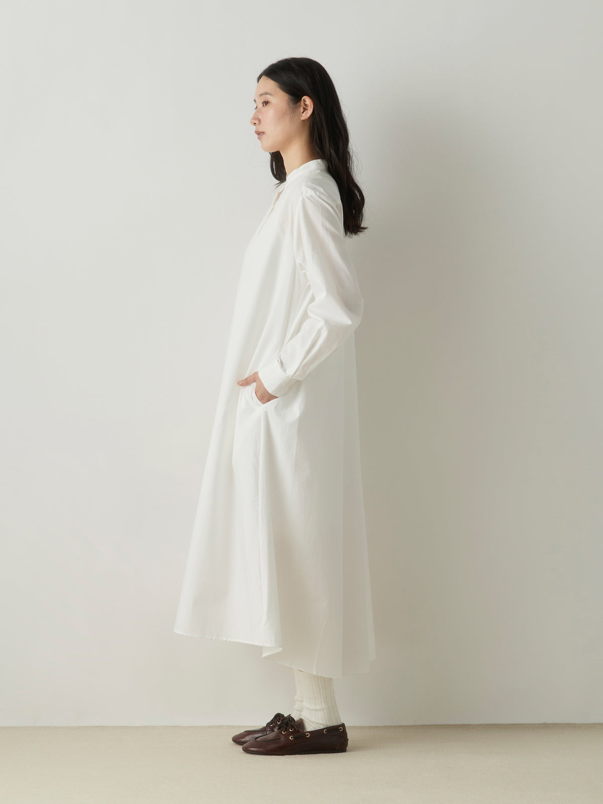 A line band collar shirt onepiece