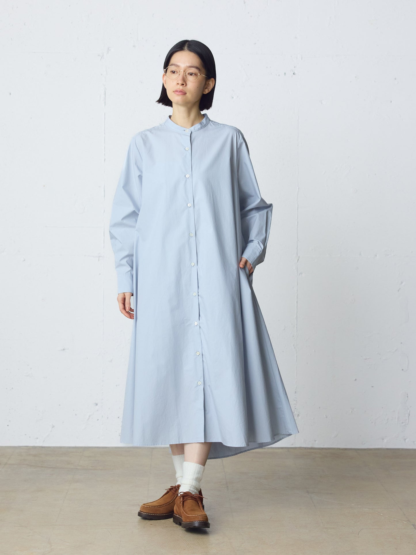A line band collar shirt onepiece