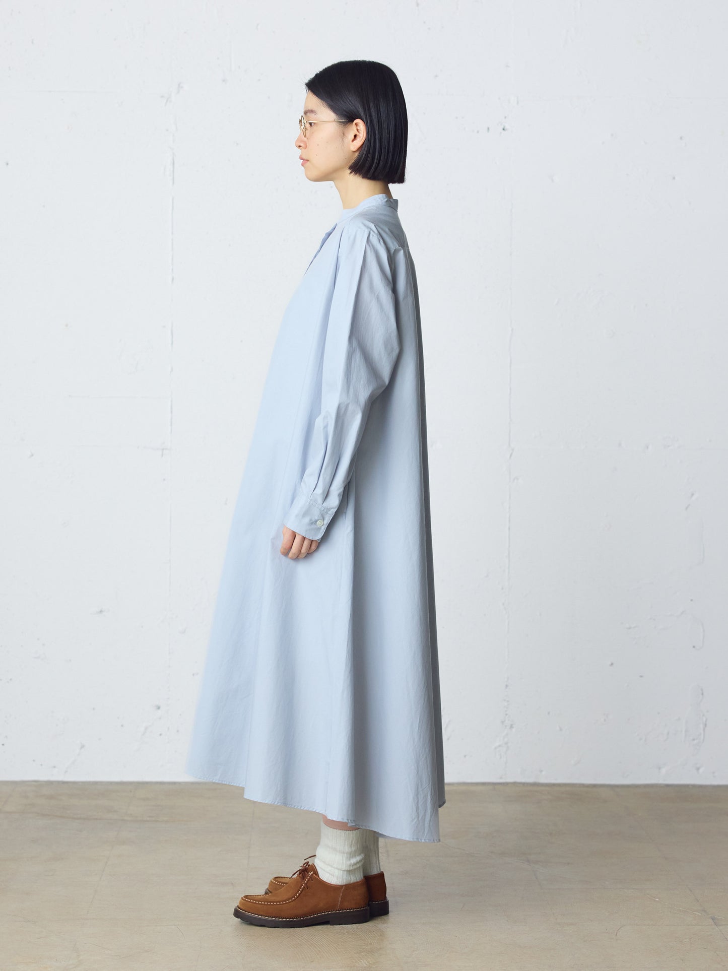 A line band collar shirt onepiece