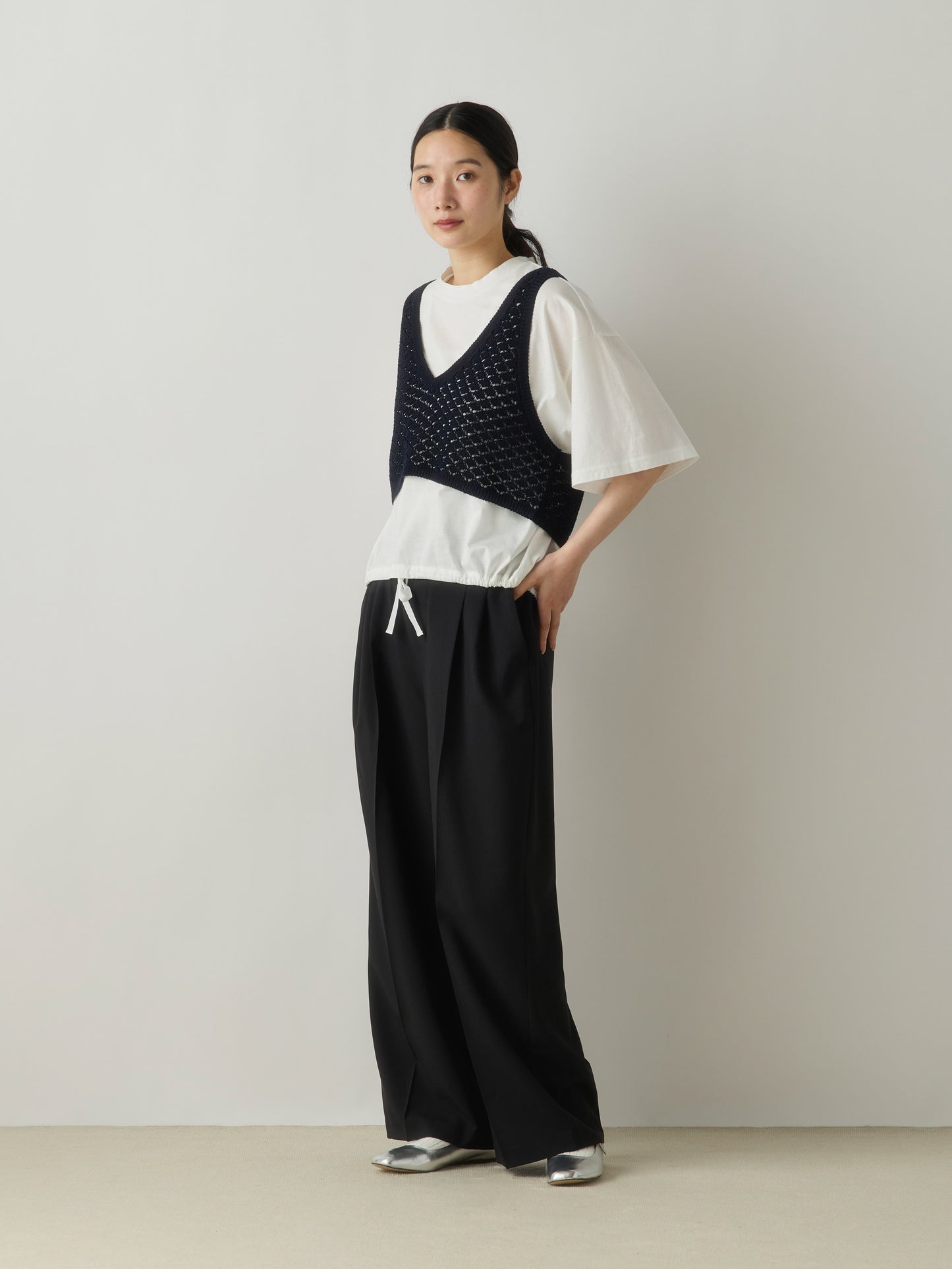 3-760308 wide tuck slacks pants