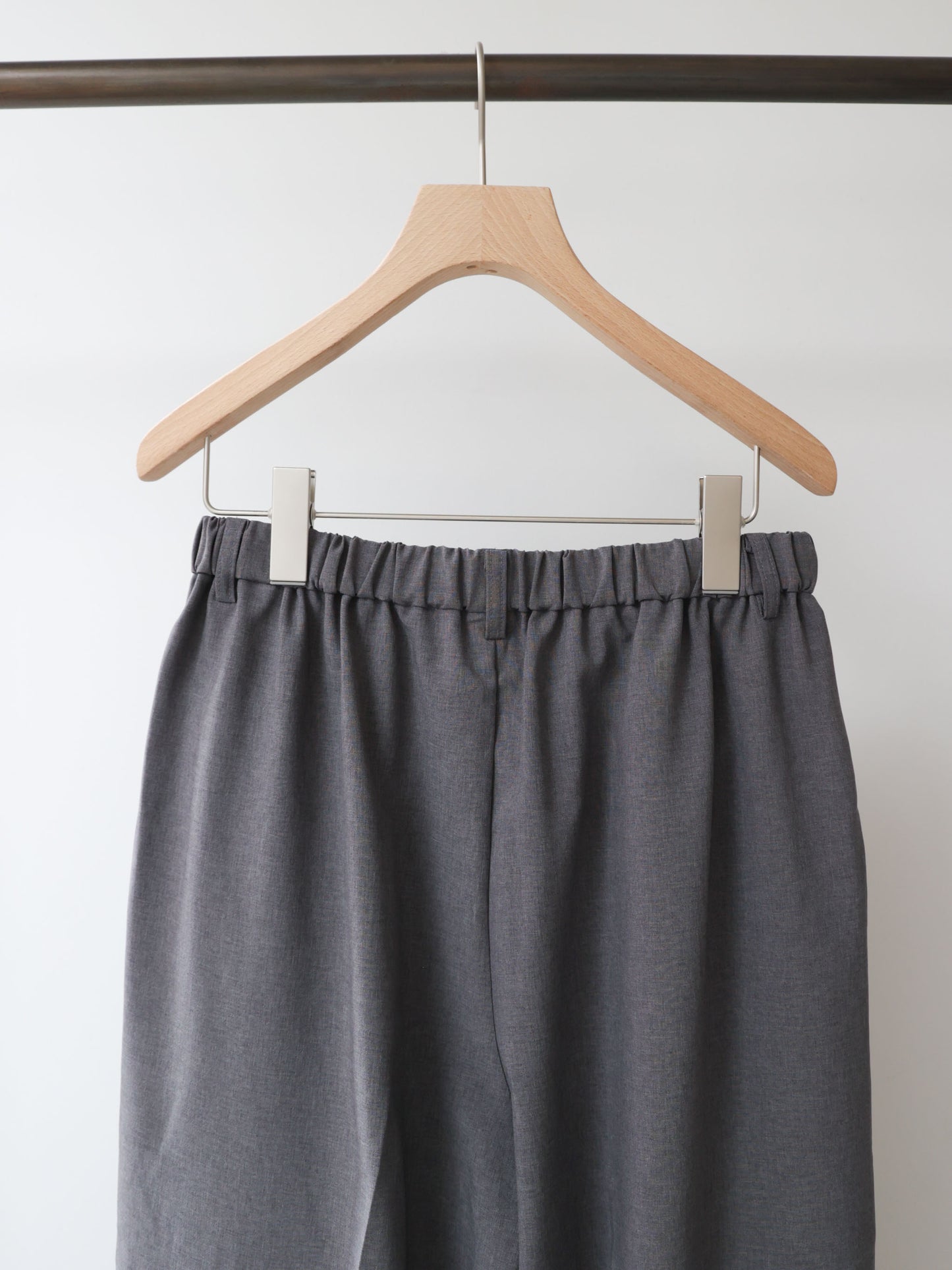 3-760308 wide tuck slacks pants