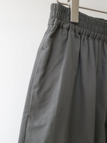 3-760309 wide easy cropped pants