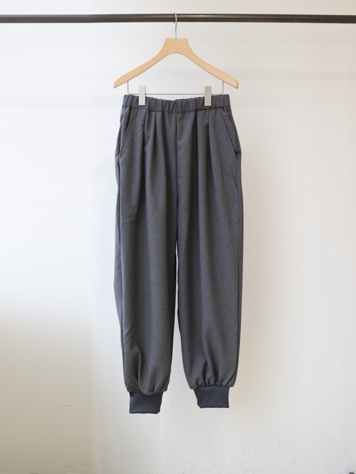 3-760319 comfort wide jogger pants