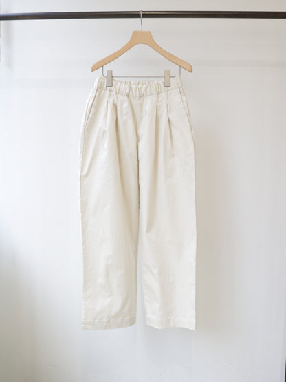 3-760330 color tuck chino easy pants