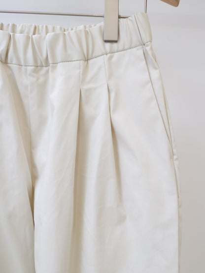 3-760330 color tuck chino easy pants
