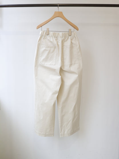 3-760330 color tuck chino easy pants