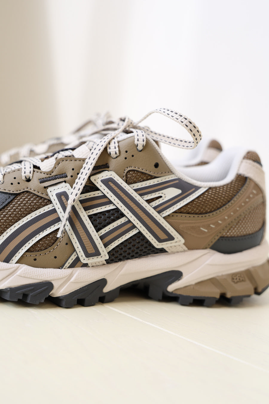 GEL-SONOMA TR62 1203A734 / asics